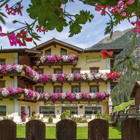 Hotel Jägerhof Kaunertal Exterior foto